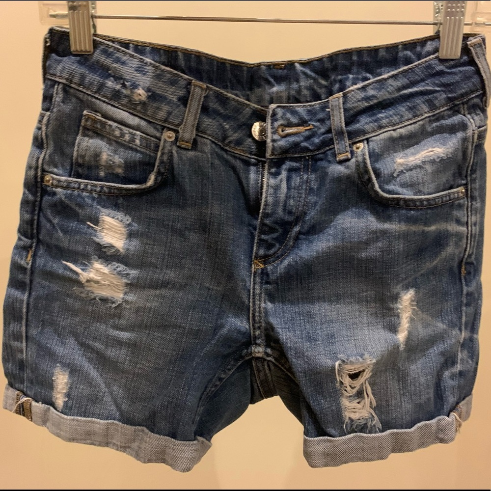Ripped jean shorts - blue